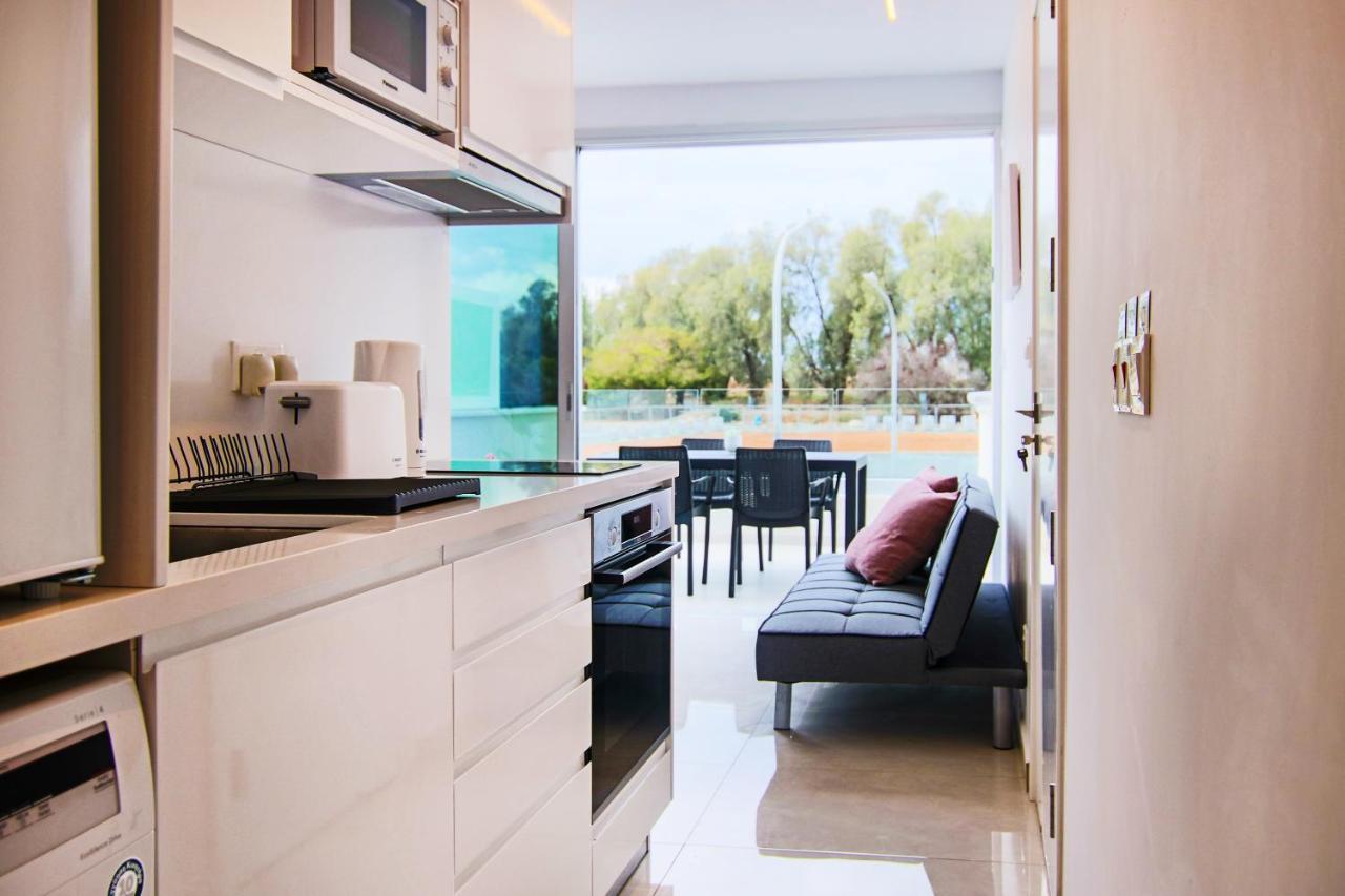 Phaedrus Living - Seaside Luxury Flat Harbour 104 Leilighet Paphos Eksteriør bilde